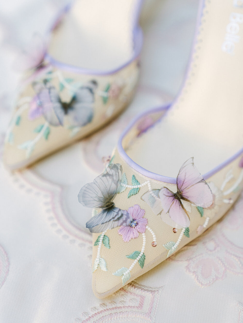 Beautiful bridal outlet shoes