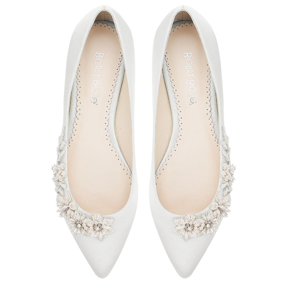 Bella Belle Daisy Pointed Toe Flat in Ivory