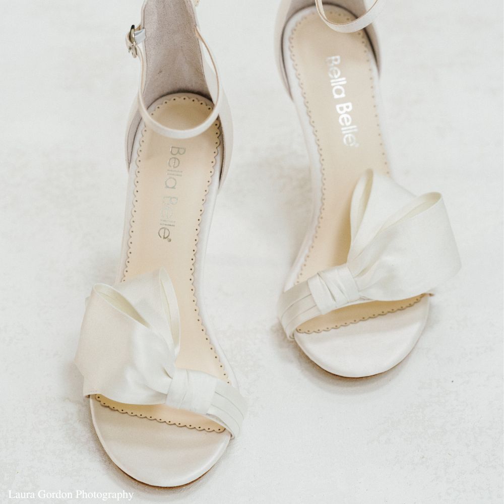 12 Tips to Help You Pick the Best Footwear for Your Wedding